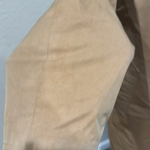 Authentic Burberry trench coat - Picture 10 of 16